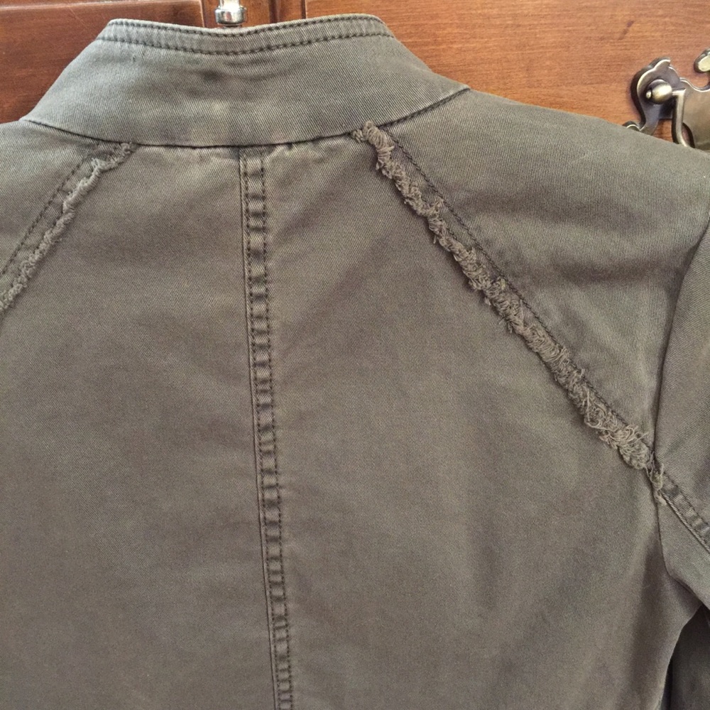▫️FREE PEOPLE Ruffle Detail Jacket - Picture 8 of 12